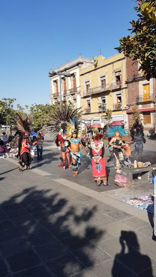 Die Tänzer auf dem Zocalo in Mexico-City.